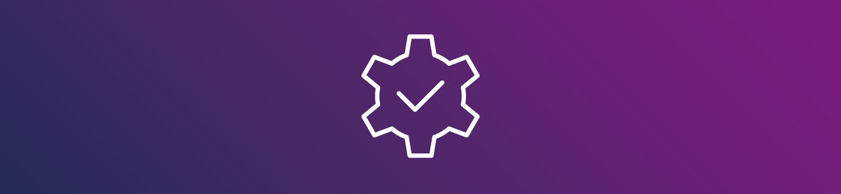 Pictogram van een tandwiel met een vinkje, dat staat voor de succesvolle implementatie en configuratie van digitale processen.