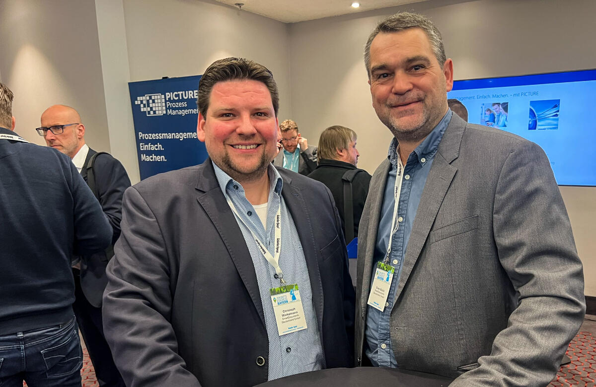 Christoph Winkelmann (links) und Sven Buick (rechts) auf dem Zukunftskongress Bayern in M&uuml;nchen.